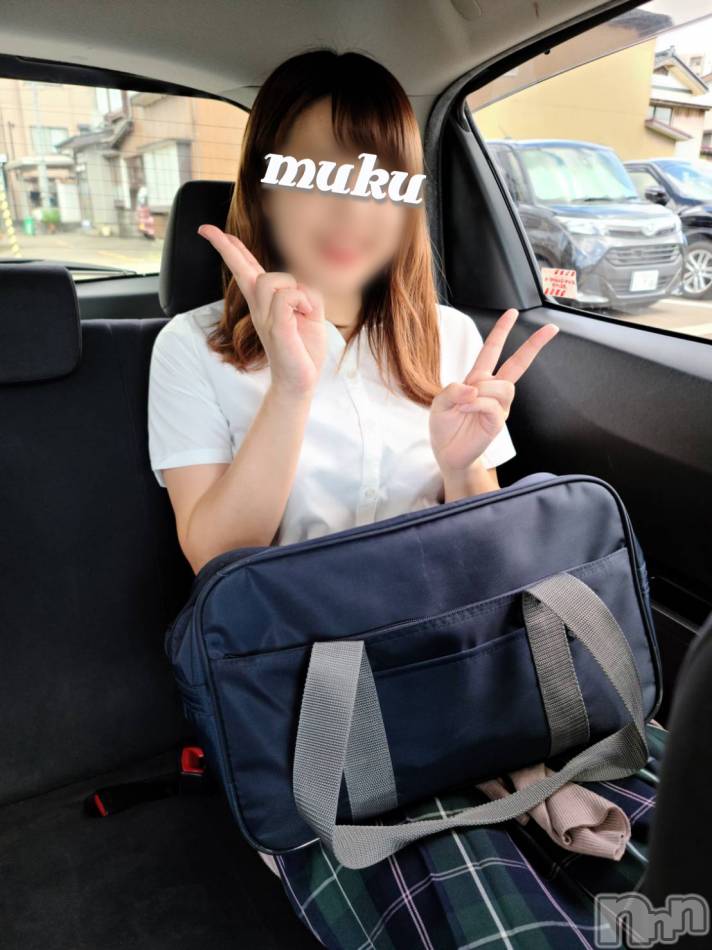 長岡デリヘル(ジュンムク)の2021年10月30日お店速報「店長イチオシ美少女『ななちゃん』１７時から空き御座います！！」