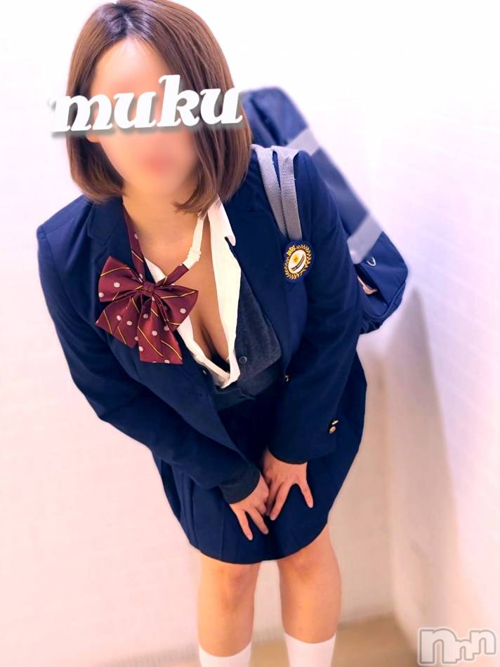 長岡デリヘル(ジュンムク)の2021年12月14日お店速報「本日初出勤超美形美少女『みつりさん』Fカップ全身性感帯の濡れ体質」