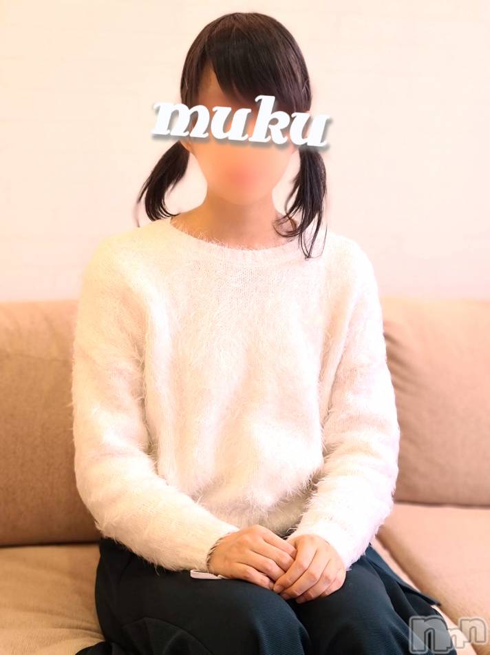 長岡デリヘル(ジュンムク)の2021年12月19日お店速報「完全業界未経験黒髪ツインテール美少女『いおりちゃん』週末ラスト出勤」