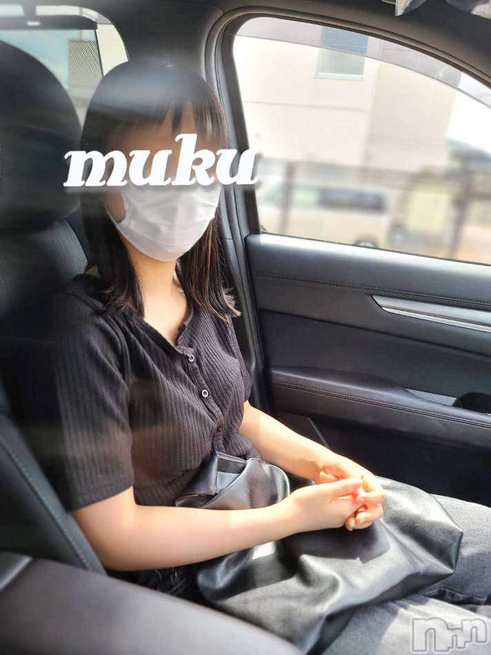 長岡デリヘル(ジュンムク)の2022年7月31日お店速報「完全業界未経験!!19歳美少女『あすなちゃん』明日14時から出勤です‼」