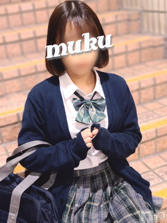 長岡デリヘル(ジュンムク)の2022年8月23日お店速報「【朗報!!】脱いだら凄い♡巨乳美少女『みつはちゃん』本日15時から出勤‼」