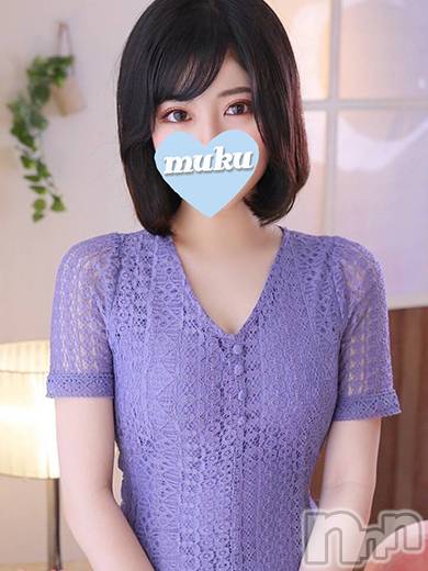 長岡デリヘル(ジュンムク)の2022年12月17日お店速報「キス大好き♡Eカップ美乳『つきなちゃん』感動の体験乳店中!!!」