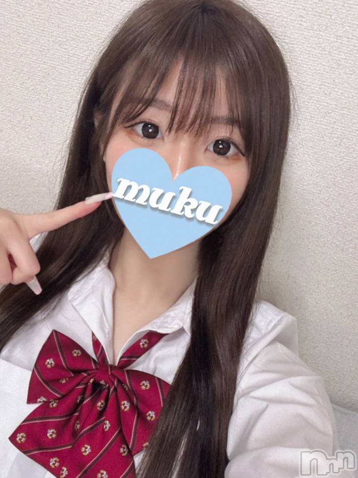 長岡デリヘル(ジュンムク)の2023年7月11日お店速報「18歳☆清楚美少女♡『えりな』ちゃん☆本日13時より出勤です！！」