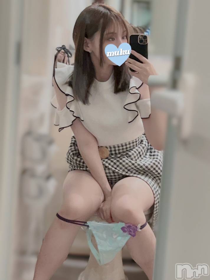 長岡デリヘル(ジュンムク)の2023年10月31日お店速報「🔰本日初出勤!!キス好き元アイドル💛かのんちゃん体験入店です!!🔰」