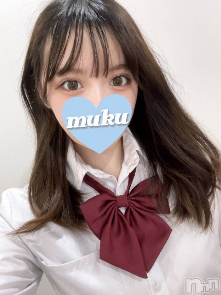 長岡デリヘル(ジュンムク)の2023年11月2日お店速報「体験2日目!!🌟おっとり現役女子大性💖くれはちゃん13時より出勤！！」