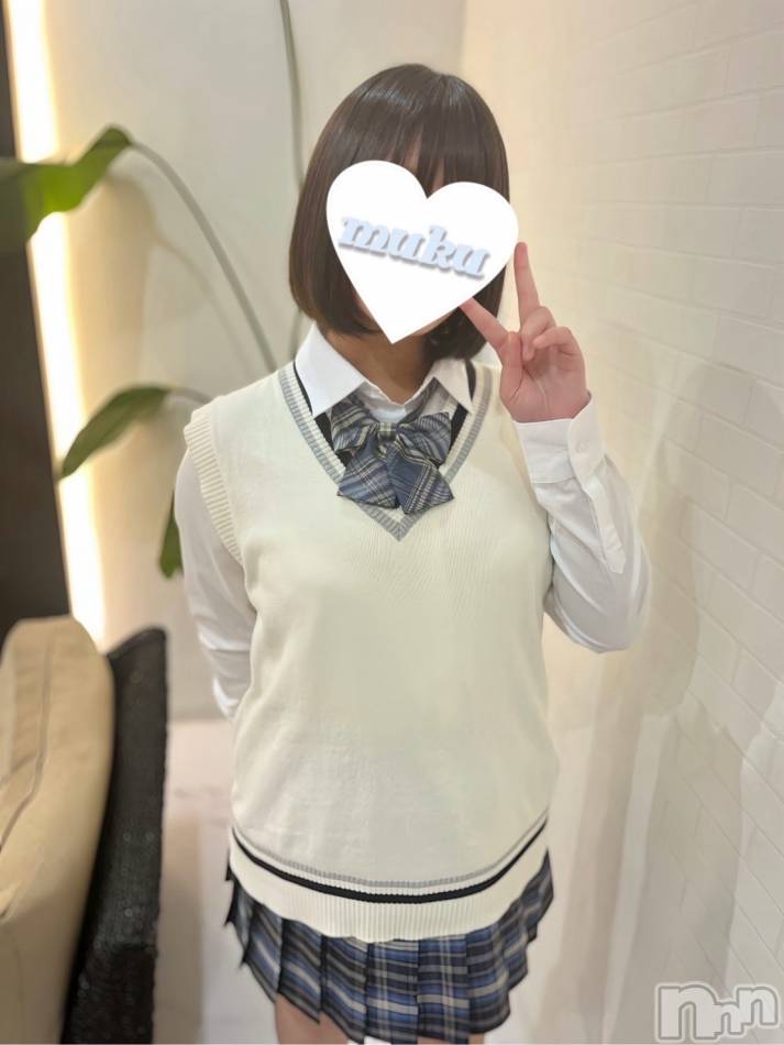 長岡デリヘル(ジュンムク)の2025年9月19日お店速報「本日12時より出勤!!🌟【ひのはちゃん】🥰」