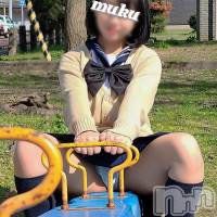 長岡デリヘル 純・無垢(ジュンムク)の10月19日お店速報「現役大学生で居酒屋看板娘『ゆりちゃん』残り枠僅かご予約はお早めに」