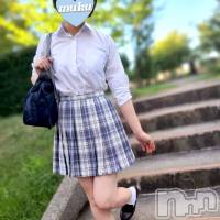 長岡デリヘル 純・無垢(ジュンムク)の12月22日お店速報「本日出勤決定！現役女子大性💚【みくり】ちゃん19時より出勤！！」