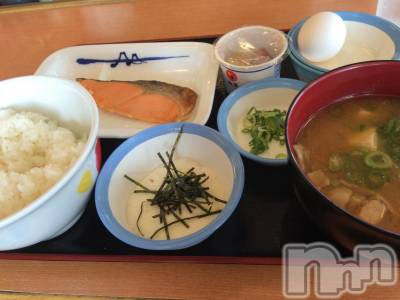 上越デリヘル 上越風俗出張アロママッサージ(ジョウエツフウゾクシュッチョウアロママッサージ) あかり☆(32)の8月29日写メブログ「朝ごはん( ^ ^ )/□」