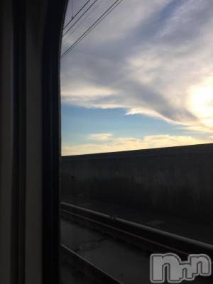 上越デリヘル 上越風俗出張アロママッサージ(ジョウエツフウゾクシュッチョウアロママッサージ) あかり☆(32)の10月13日写メブログ「青空」