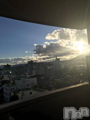 上越デリヘル 上越風俗出張アロママッサージ(ジョウエツフウゾクシュッチョウアロママッサージ) あかり☆(32)の10月30日写メブログ「空が綺麗」