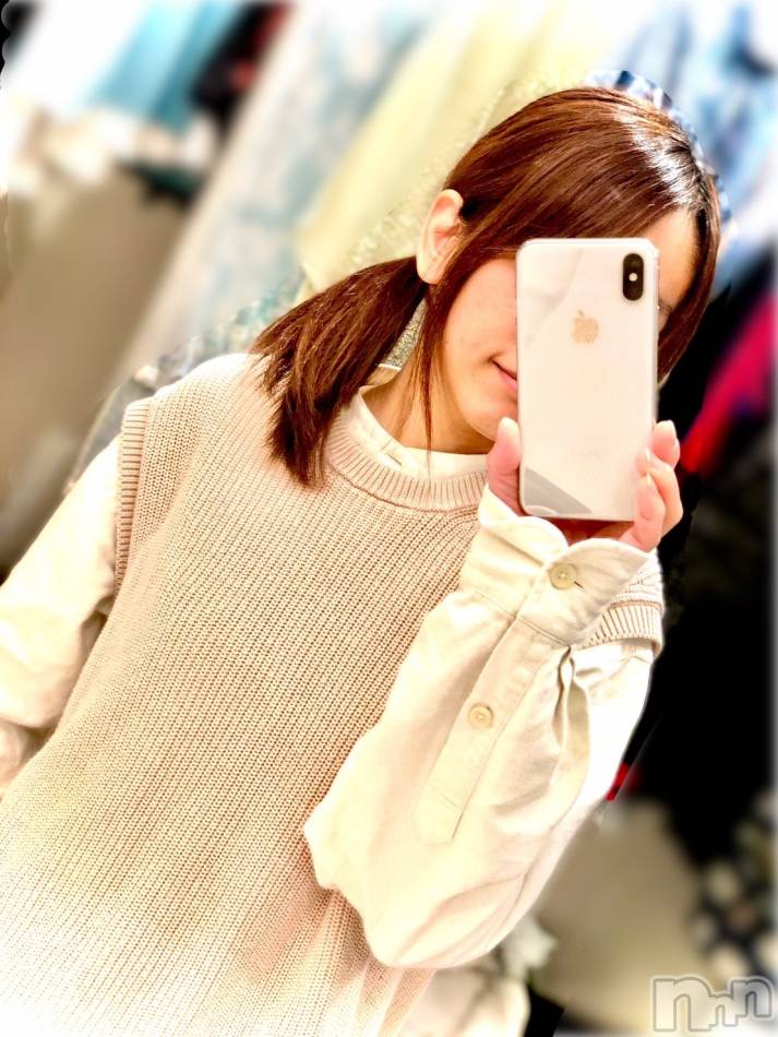 長岡人妻デリヘル(ナガオカヒトヅマイチ)の2023年5月3日お店速報「本日は6名の奥様が出勤中♥️お好みをお選び下さいませ♥️」