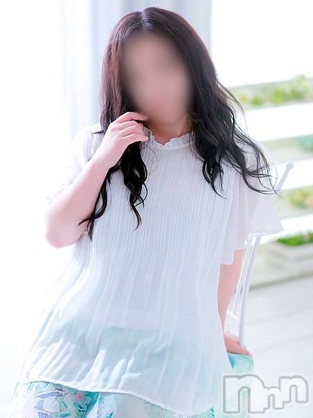 長岡人妻デリヘル(ナガオカヒトヅマイチ)の2023年6月15日お店速報「初出勤は、今週末！！」