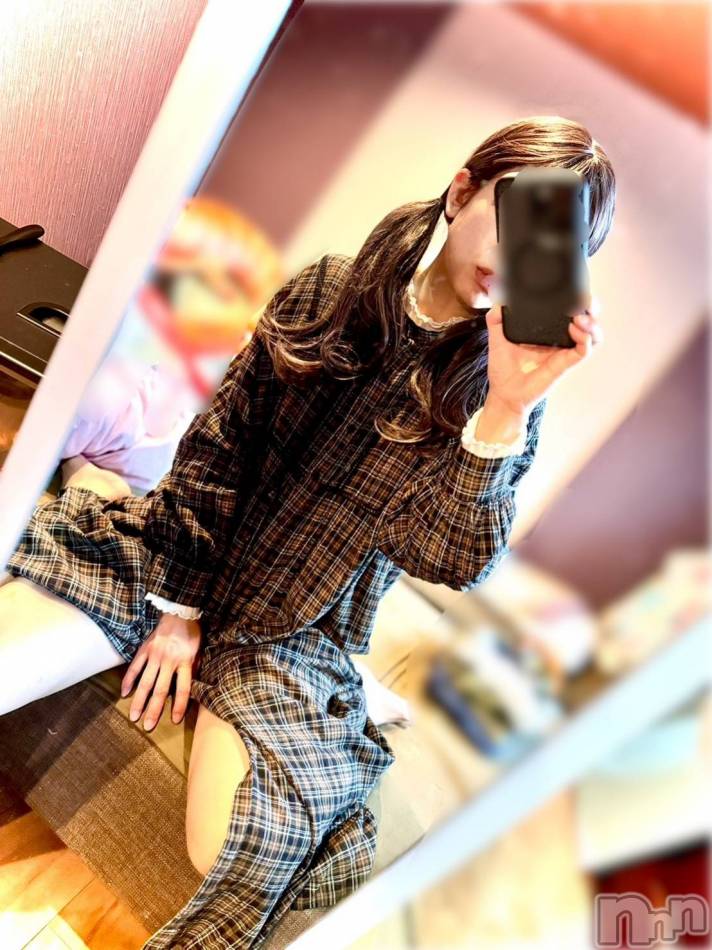 長岡人妻デリヘル(ナガオカヒトヅマイチ)の2024年2月6日お店速報「長岡人妻市♥️今夜の出勤奥様3名♥️」