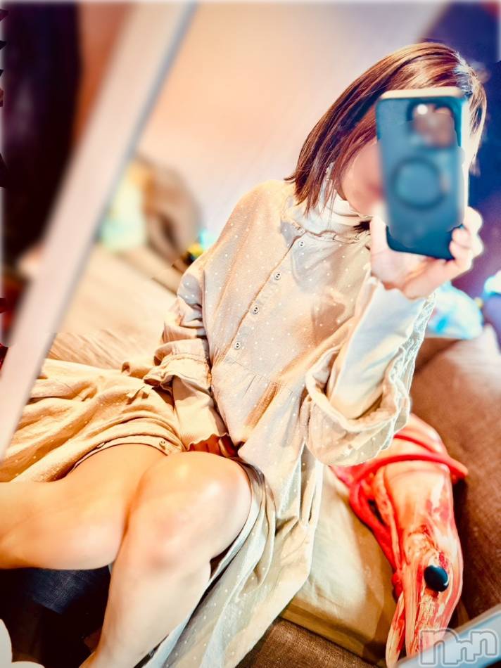 長岡人妻デリヘル(ナガオカヒトヅマイチ)の2024年8月21日お店速報「細身スレンダー♥️むちむちロリ巨乳♥️どちらがお好みですか？」