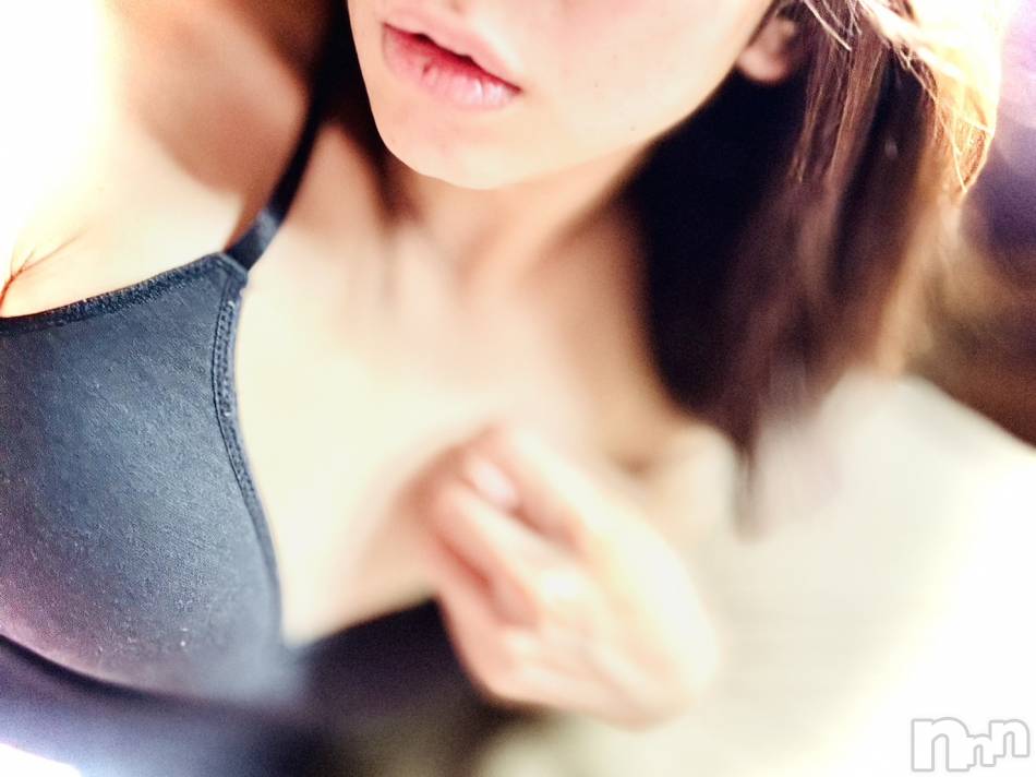 長岡人妻デリヘル(ナガオカヒトヅマイチ)の2024年11月22日お店速報「今日の『夜妻市』は…」