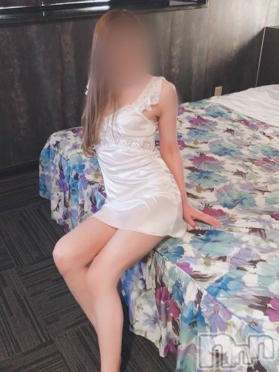 長岡人妻デリヘル(ナガオカヒトヅマイチ)の2025年3月1日お店速報「レア出勤みおさん♥️頭空きあります♥️」