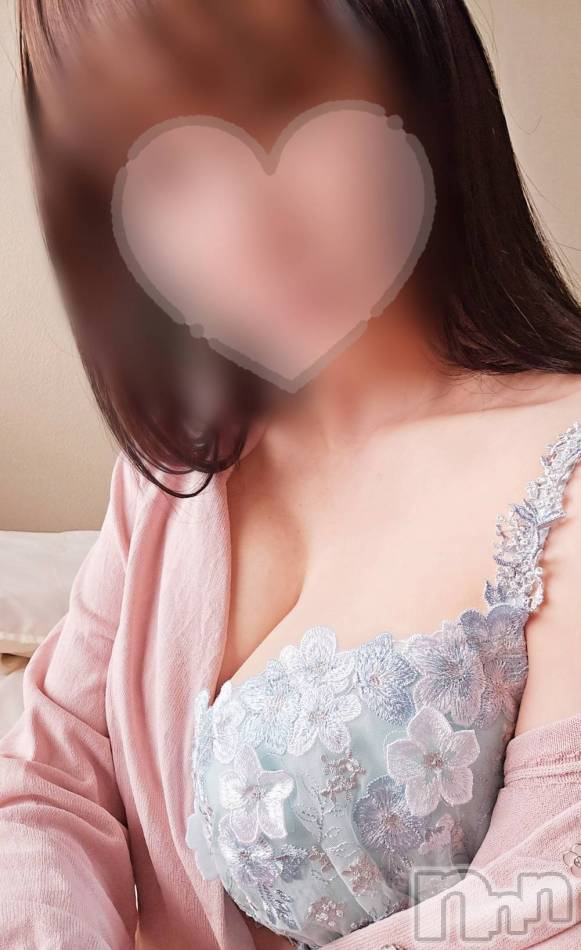 長岡人妻デリヘル(ナガオカヒトヅマイチ)の2025年3月19日お店速報「本日あと12時からの90分のみです♥️新人奥様ご予約受付中です♥️」