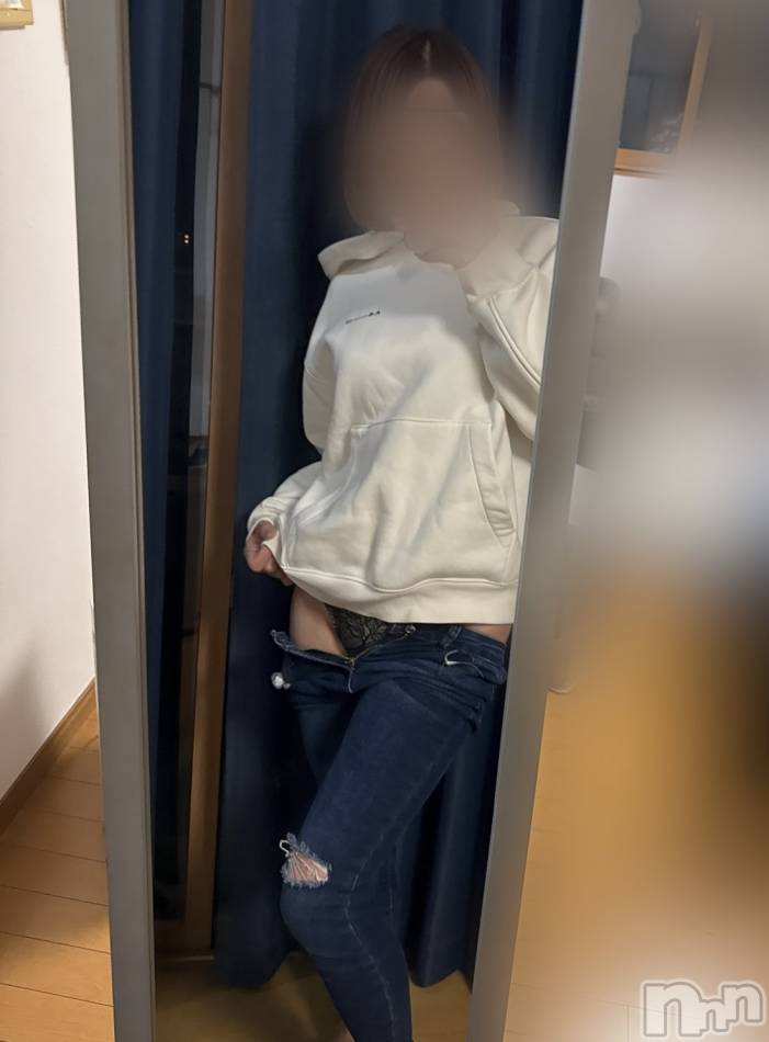 長岡人妻デリヘル(ナガオカヒトヅマイチ)の2025年4月30日お店速報「奥様出勤準備中♥️ご予約受付中です★」