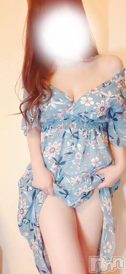 長岡人妻デリヘル(ナガオカヒトヅマイチ)の2025年7月23日お店速報「『大人かわいい』いろはさん、12時からご予約可能です！」