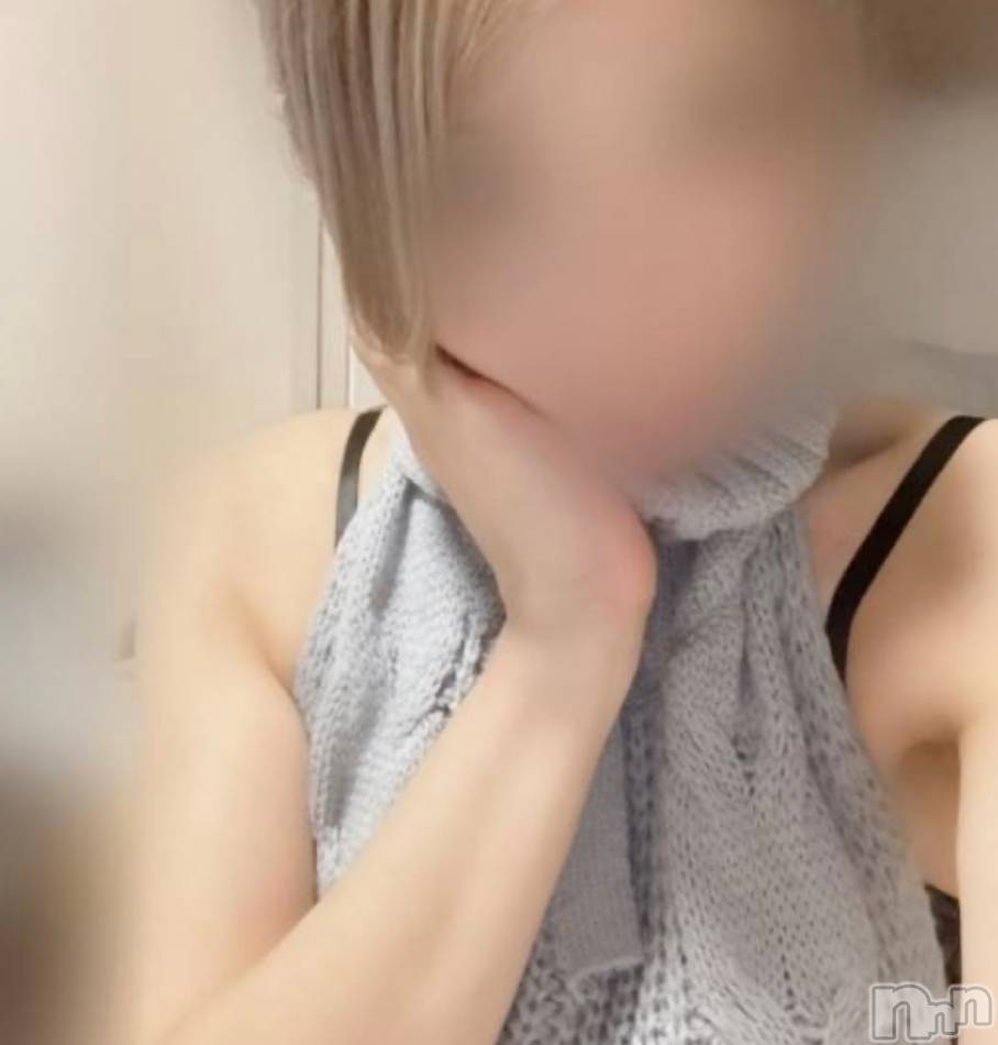 長岡デリヘル(ナガオカヒトヅマイチ)の2025年10月2日お店速報「せりかさん出勤延長！夜はレアですよ！」