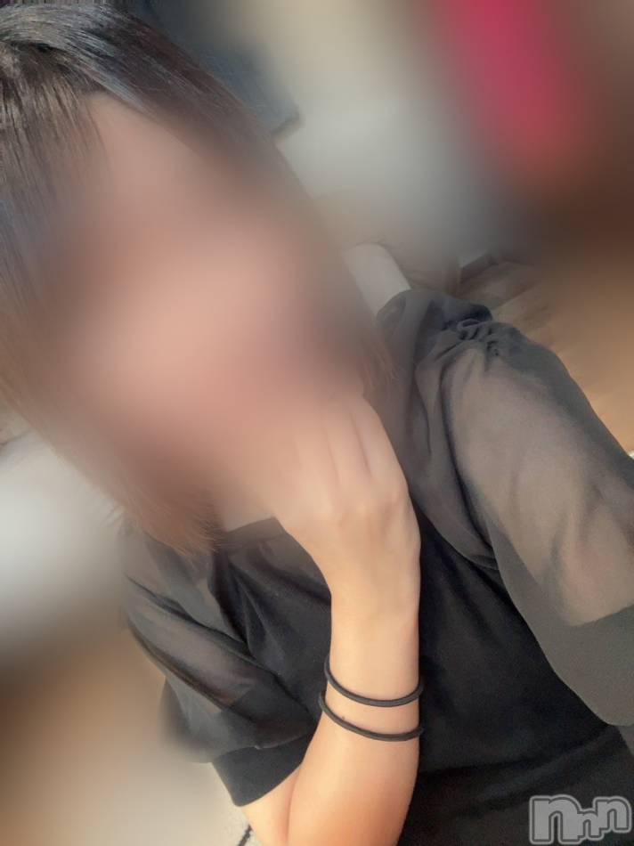 長岡デリヘル(ナガオカヒトヅマイチ)の2025年10月5日お店速報「今日は選り取り見取り！誰を選んでも損はさせません！！」