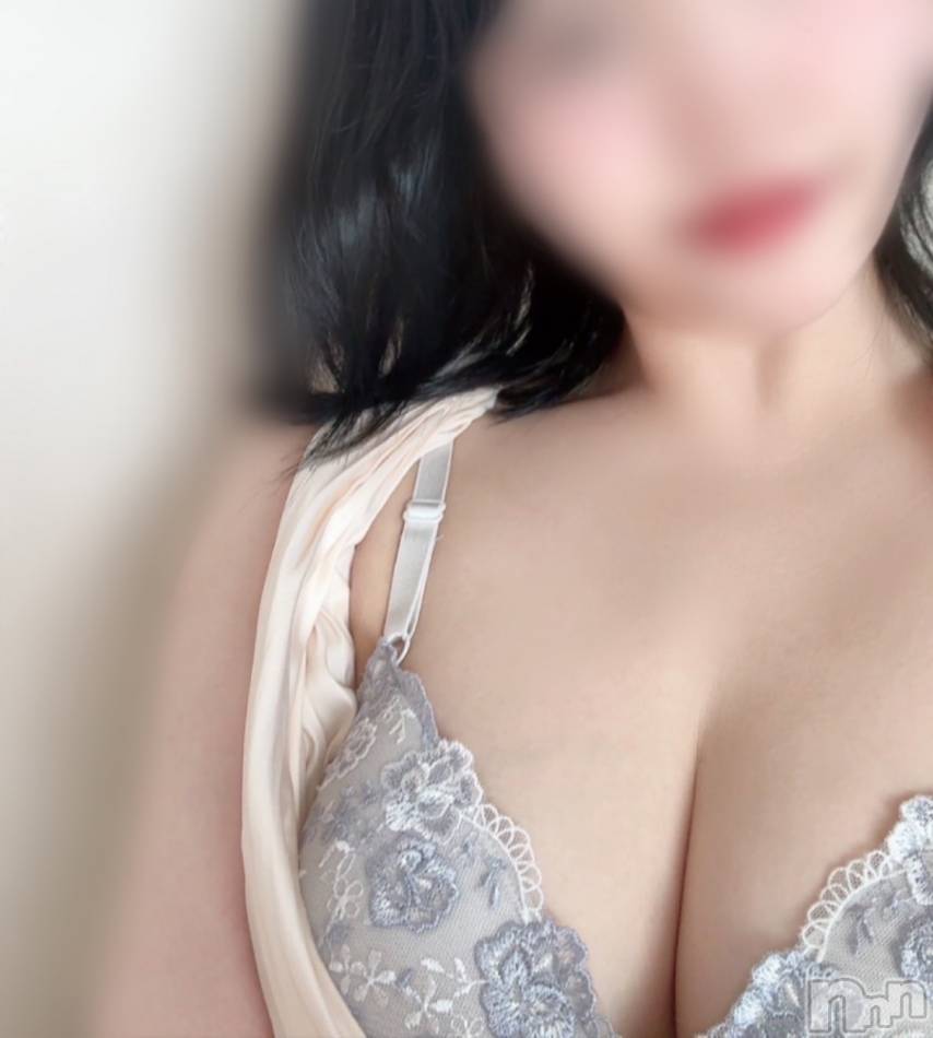 長岡デリヘル(ナガオカヒトヅマイチ)の2026年1月4日お店速報「明日のご予約はお済みですか？」