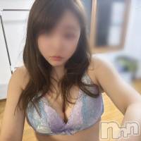 長岡デリヘル 長岡人妻市(ナガオカヒトヅマイチ)の8月27日お店速報「夜のオススメ奥様❗色白巨乳の『めい』さんとイチャイチャ❤️♥️」