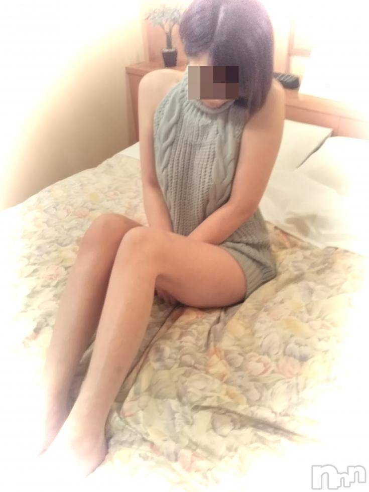 長岡デリヘル長岡人妻市(ナガオカヒトヅマイチ) ゆきな『美人過ぎてごめんなさい』(39)の5月13日写メブログ「今日は なんの日??」
