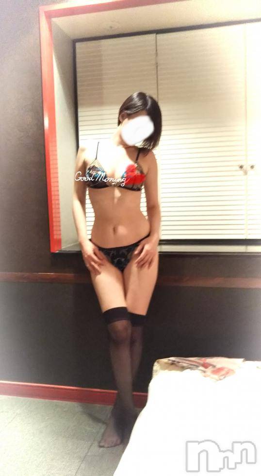 長岡デリヘル長岡人妻市(ナガオカヒトヅマイチ) ゆきな『美人過ぎてごめんなさい』(39)の11月3日写メブログ「きのう」