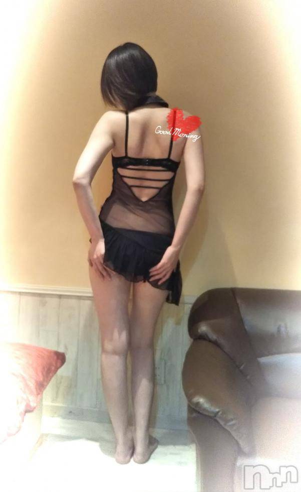 長岡人妻デリヘル長岡人妻市(ナガオカヒトヅマイチ) ゆきな『美人過ぎてごめんなさい』(39)の11月10日写メブログ「出勤」