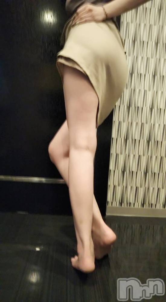 長岡デリヘル長岡人妻市(ナガオカヒトヅマイチ) ゆきな『美人過ぎてごめんなさい』(39)の9月29日写メブログ「なーに？」