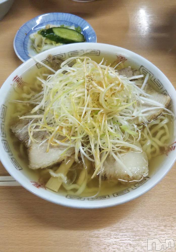 長岡デリヘル長岡人妻市(ナガオカヒトヅマイチ) ゆきな『美人過ぎてごめんなさい』(39)の10月6日写メブログ「どーこだ？？」