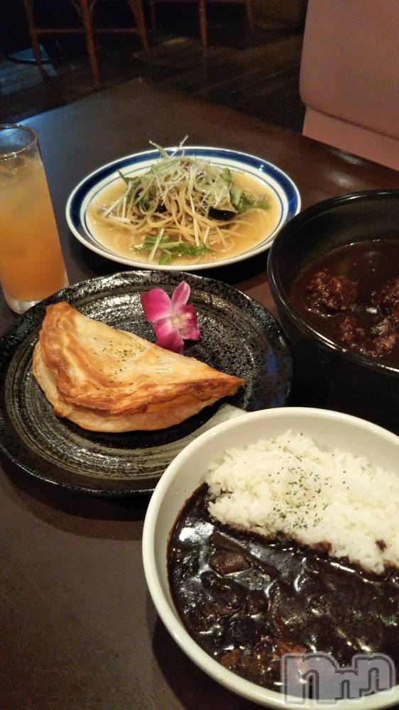 長岡デリヘル長岡人妻市(ナガオカヒトヅマイチ) ゆきな『美人過ぎてごめんなさい』(39)の8月6日写メブログ「店員さんの…」