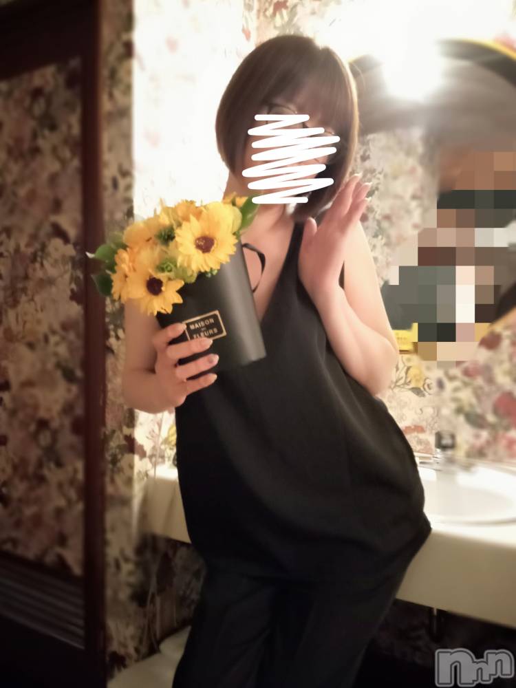 長岡デリヘル長岡人妻市(ナガオカヒトヅマイチ) ゆきな『美人過ぎてごめんなさい』(39)の6月3日写メブログ「1番大好きなお花✿:*:❀:*:」