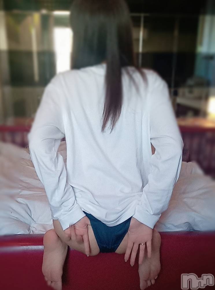 長岡人妻デリヘル長岡人妻市(ナガオカヒトヅマイチ) ゆきな『美人過ぎてごめんなさい』(39)の12月7日写メブログ「🍑」