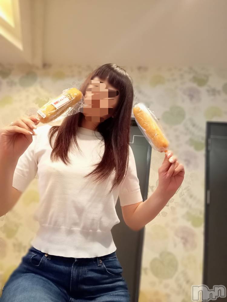 長岡人妻デリヘル長岡人妻市(ナガオカヒトヅマイチ) ゆきな『美人過ぎてごめんなさい』(39)の6月24日写メブログ「なーんだ？」