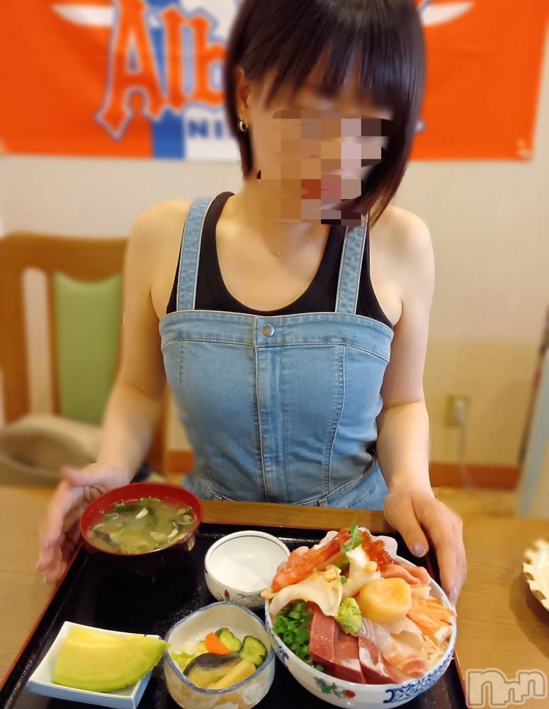 長岡人妻デリヘル長岡人妻市(ナガオカヒトヅマイチ) ゆきな『美人過ぎてごめんなさい』(39)の7月28日写メブログ「私好みの」