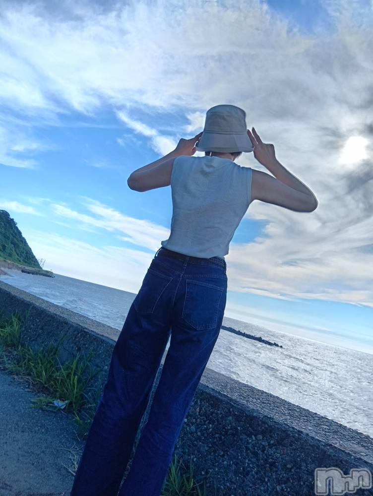 長岡人妻デリヘル長岡人妻市(ナガオカヒトヅマイチ) ゆきな『美人過ぎてごめんなさい』(39)の8月3日写メブログ「寄り道」