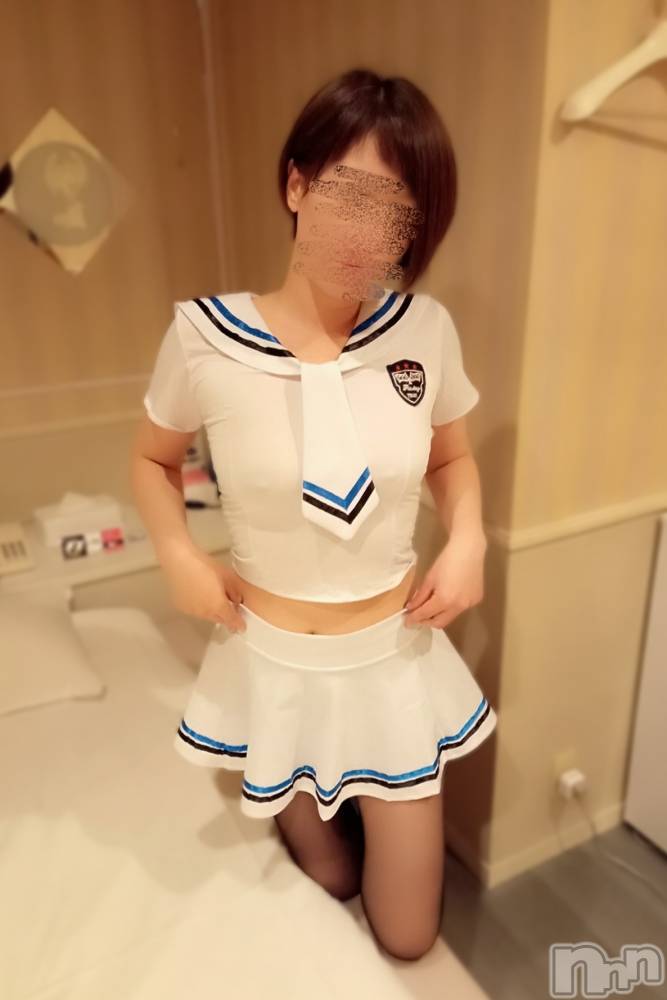 長岡デリヘル長岡人妻市(ナガオカヒトヅマイチ) ゆきな『美人過ぎてごめんなさい』(39)の12月11日写メブログ「ポチッと」