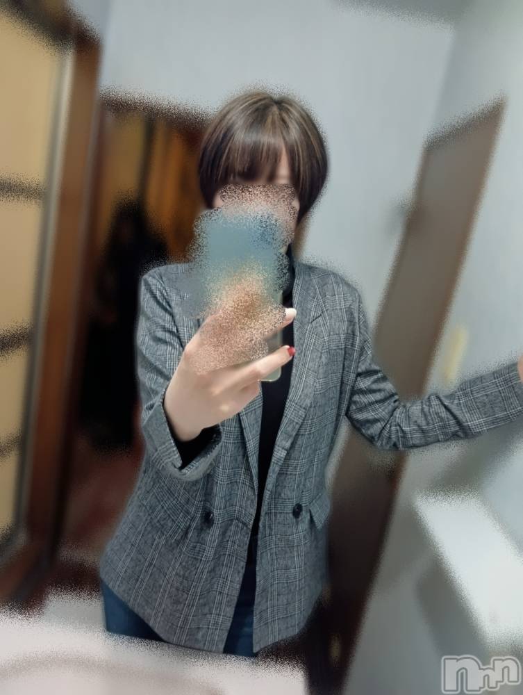 長岡デリヘル長岡人妻市(ナガオカヒトヅマイチ) ゆきな『美人過ぎてごめんなさい』(39)の3月5日写メブログ「聞いて！この服」