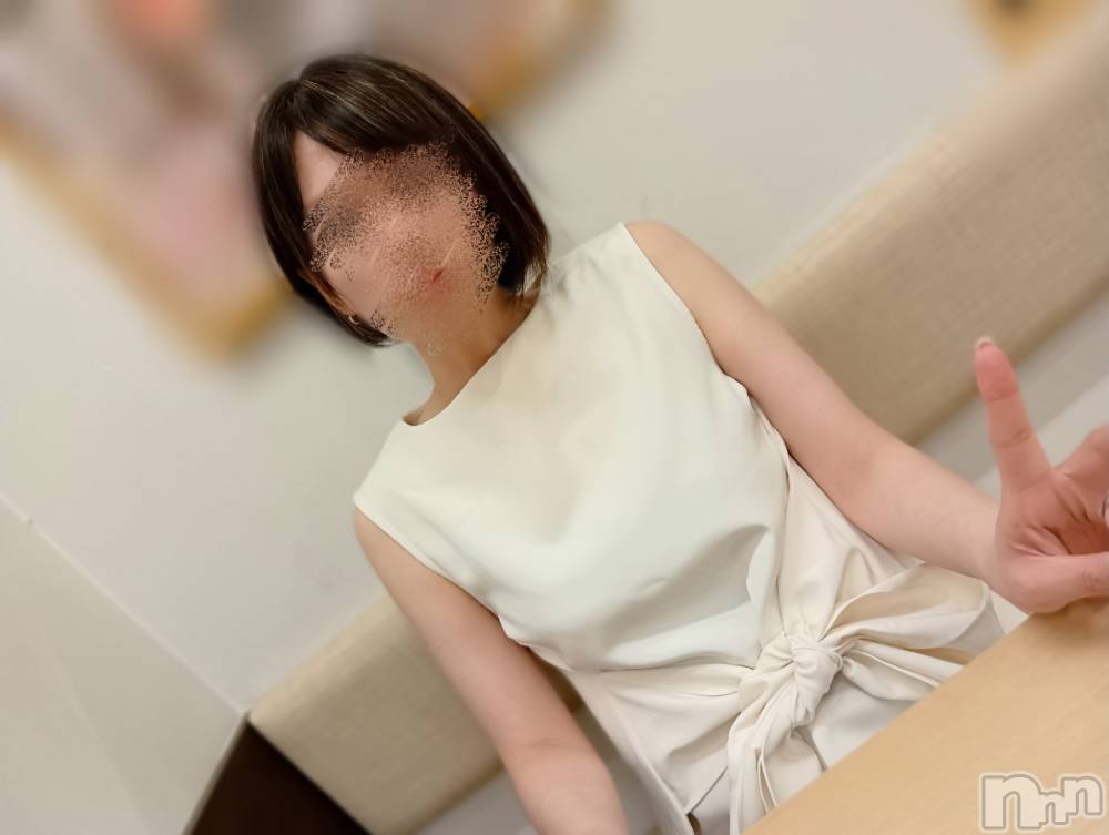 長岡デリヘル長岡人妻市(ナガオカヒトヅマイチ) ゆきな『美人過ぎてごめんなさい』(39)の8月27日写メブログ「|•,,)ﾁﾗｯ♡」