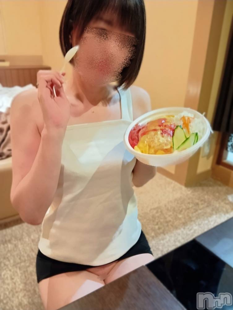 長岡デリヘル長岡人妻市(ナガオカヒトヅマイチ) ゆきな『美人過ぎてごめんなさい』(39)の9月24日写メブログ「のーぱんミニスカ」