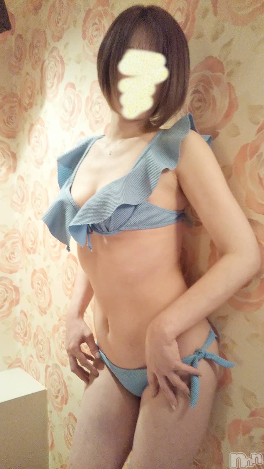 長岡人妻デリヘル長岡人妻市(ナガオカヒトヅマイチ)ゆきな『美人過ぎてごめんなさい』(39)の2020年3月16日写メブログ「えっ？！」