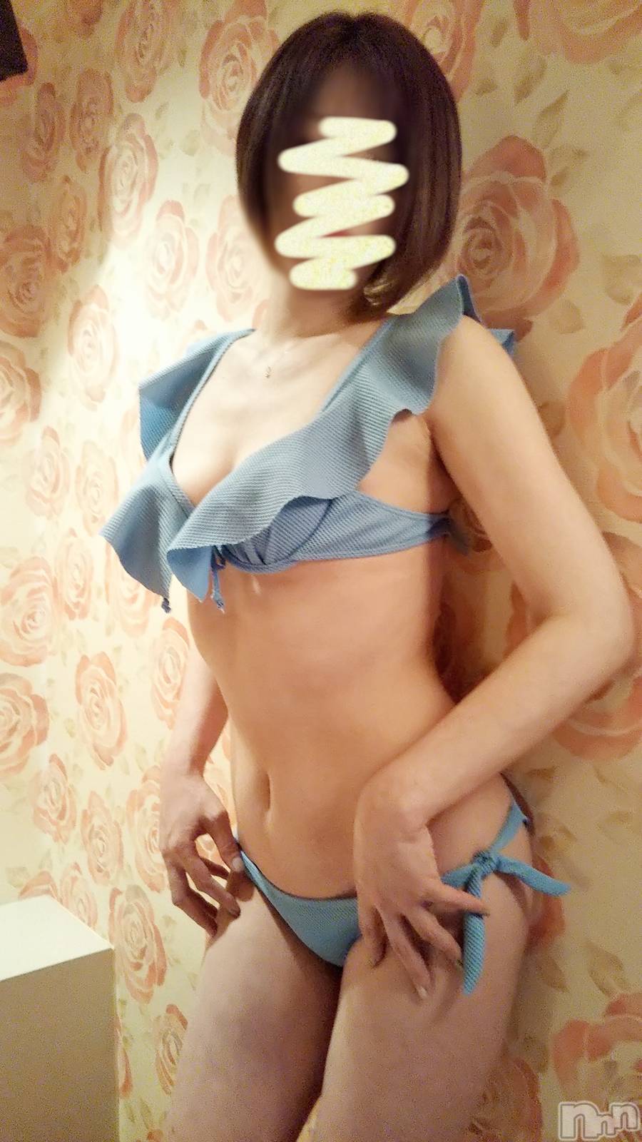 長岡デリヘル長岡人妻市(ナガオカヒトヅマイチ)ゆきな『美人過ぎてごめんなさい』(39)の2020年12月19日写メブログ「街は…」