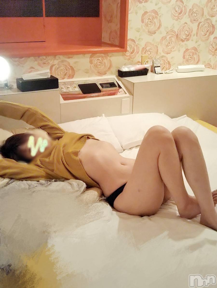 長岡デリヘル長岡人妻市(ナガオカヒトヅマイチ)ゆきな『美人過ぎてごめんなさい』(39)の2021年1月20日写メブログ「٩(*ˊ︶`*)۶おはよ～♬」