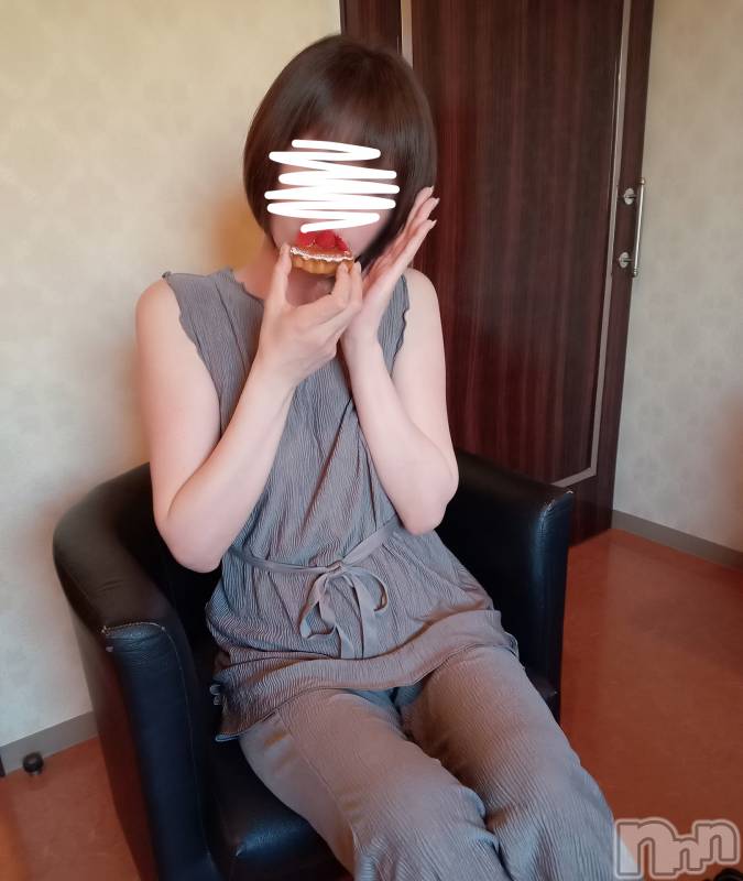長岡人妻デリヘル長岡人妻市(ナガオカヒトヅマイチ)『美人過ぎてごめんなさい』ゆきな(37)の2023年5月25日写メブログ「まる子ちゃんヘアー」