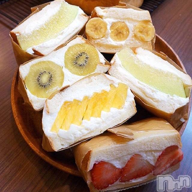 三条人妻デリヘル人妻じゅんちゃん-出稼ぎ0！地元の奥様専門-(ヒトヅマジュンチャン)篠原えりな(37)の2021年6月15日写メブログ「すごい!!これはデブのもと(笑)」