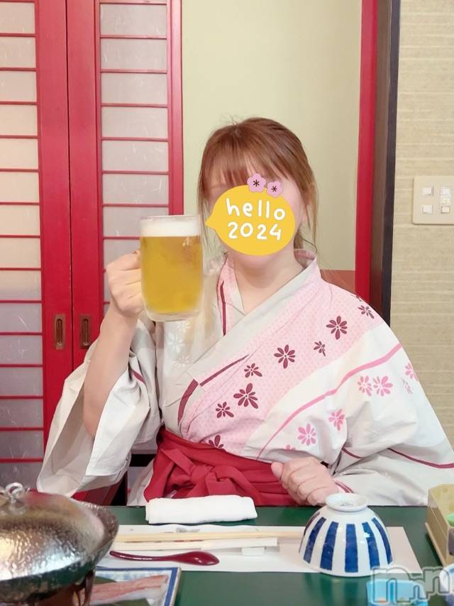 三条人妻デリヘル人妻じゅんちゃん-出稼ぎ0！地元の奥様専門-(ヒトヅマジュンチャン)篠原えりな(37)の2024年1月5日写メブログ「今年も4649ねっ！」