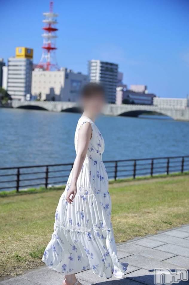 新潟風俗エステ(ラミューズ)の2025年8月23日お店速報「完売必至！！ハイレベルな美女集結🔥淫らにおもてなし♡」